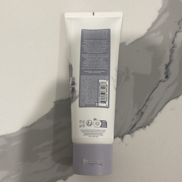 FENTY Skin Cookies N Clean - Picture 2 of 3